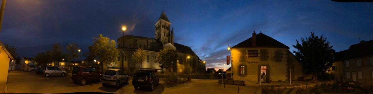 Chambres D'Hote Les Bredins Saint-Menoux المظهر الخارجي الصورة